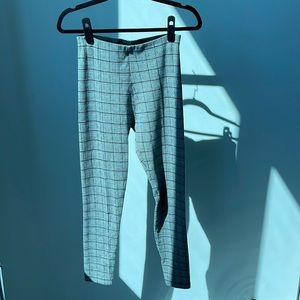 Grey checkered Zara leggings